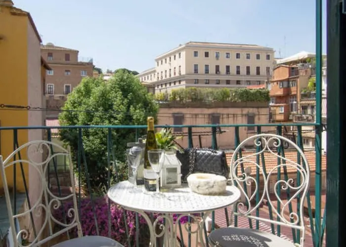Borgo Pio 66 Apartment *